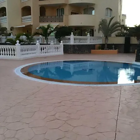 Parque Tropical * 아로나